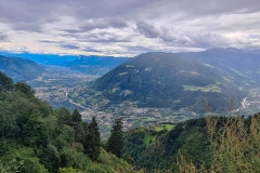 Meraner Höhenweg - toller Blick ins Tal