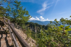 Wanderung zum Schloss Tirol in Dorf Tirol bei Meran