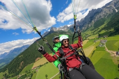 20230612 Xenias Paraglidingflug Bischlingshöhe