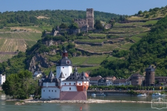 Burg Gutenfels und Burg Pfalzgrafenstein bei Kaub am Mittelrhein