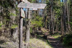 Wegweiser am Eckerstausee