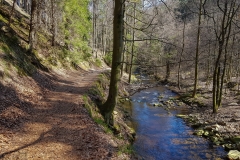 Heinrich-Heine-Weg an der Ilse